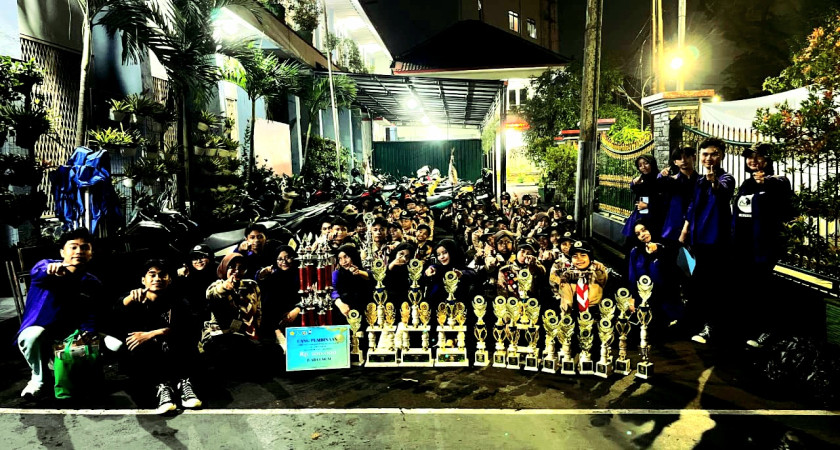 Dominasi 19 Gelar Antarkan MTsN 2 Kota Bandung Juara Umum LKP Jaya XI Jabar